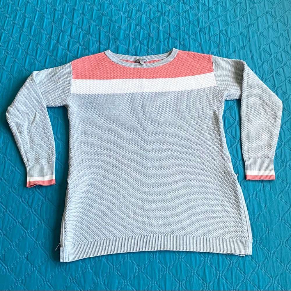 COLORBLOCK CREWNECK TEXTURED SWEATER